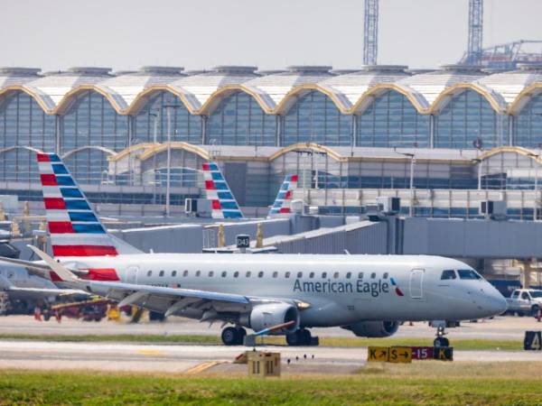 Autoridades indicaron que el olor fue causado por una placa de circuito sobrecalentada que ya fue reemplazada y confirmaron que no existe riesgo para el personal.