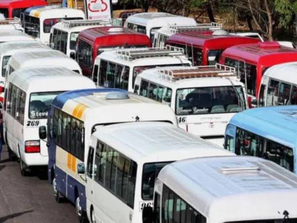 Hasta de 5 lempiras podría ser el aumento al pasaje.