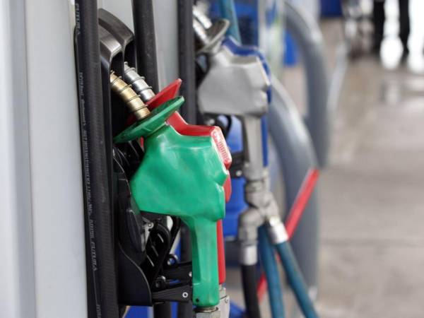 El valor de los combustibles en Honduras nuevamente sufrirá severos aumentos.