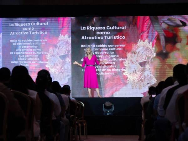 La cuarta edición del mayor encuentro del sector hotelero y gastronómico en el país marcará un hito con la presentación de su primer Wine Show. El evento exclusivo promete revolucionar la comercialización vinícola al conectar de manera directa a los distribuidores con los grandes compradores.