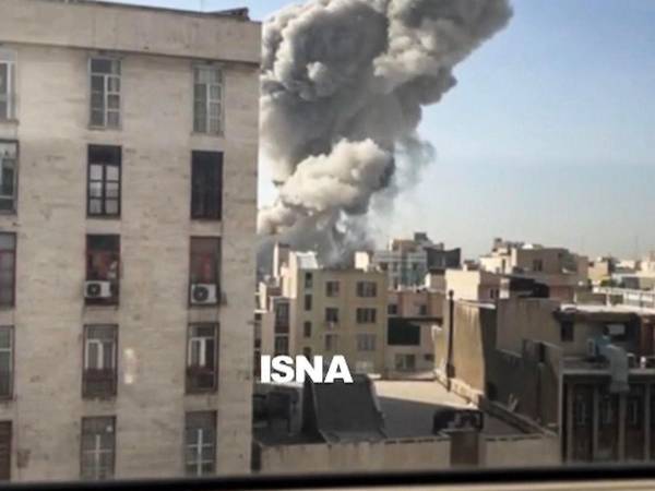 Entre las víctimas mortales se encuentra el líder supremo iraní, Ali Jameneí, cuyo complejo residencial en Teherán fue alcanzado por los bombardeos.