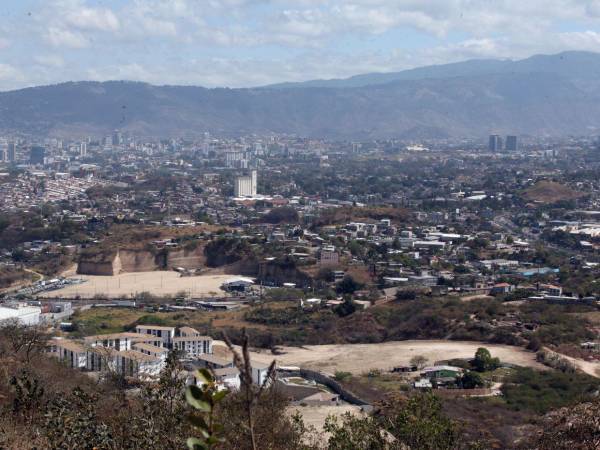 El monitoreo ambiental indica que la calidad del aire en Tegucigalpa ha mejorado, alejándose de los niveles moderados registrados en marzo de 2024.