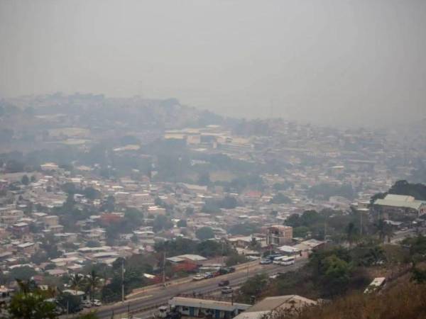 Según Copeco, el hecho se debe a los incendios forestales y quema de zacateras, favorecidos por las condiciones secas y las altas temperaturas.