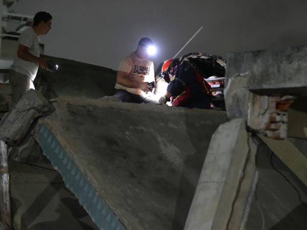 Este miércoles 24 de junio, dos fuertes terremotos sacudieron el Caribe venezolano con apenas 39 segundos de diferencia, en una secuencia sísmica cuyo evento principal fue un sismo de magnitud 7,5, informó el sistema oficial de alerta de tsunamis de Estados Unidos.