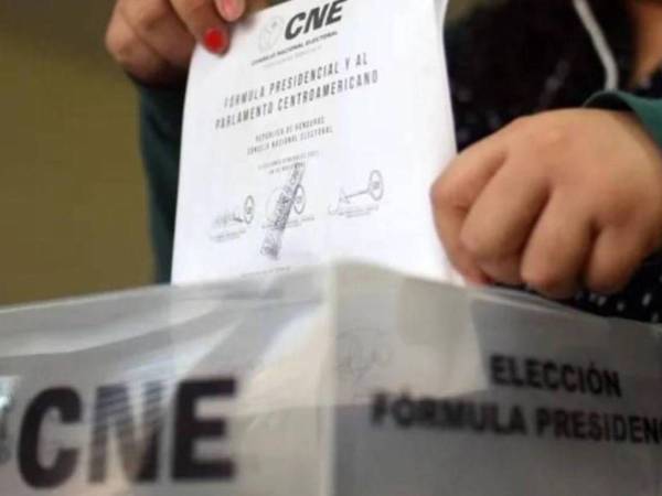 A pocos días de las elecciones primarias, el CNE avanza en los últimos preparativos, incluyendo la instalación del TREP y call center.