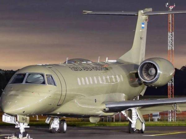 El lujoso avión presidencial Embraer Legacy 600 será vendido a través de una subasta internacional y las propuestas se van abrir el próximo 10 de julio.