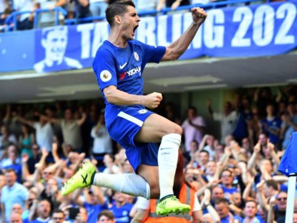 Morata festeja su gol portando la camiseta del Chelsea (Foto: Agencia AFP)