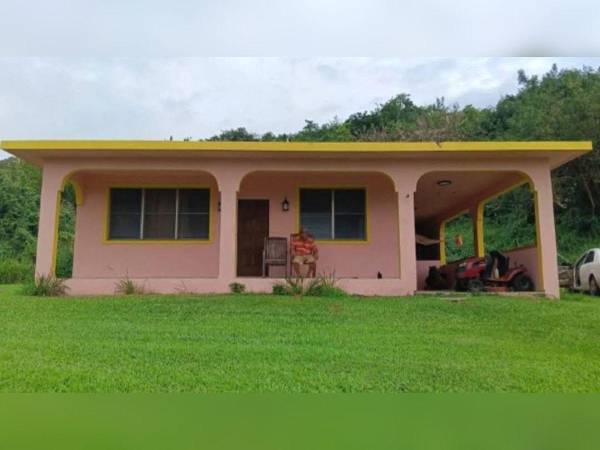 El video grabado en la casa supera los 22 millones de reproducciones en YouTube y ha convertido al inmueble en un punto turístico no deseado.