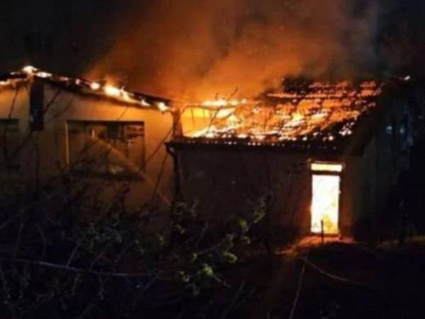 Según autoridades, el fuego comenzó por el uso de la pirotecnia durante un concierto de Rap.