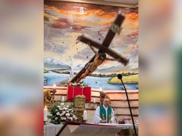 El religioso fue identificado como Patricio Alfredo Sánchez Molinari.