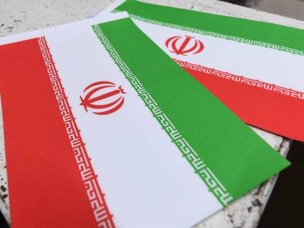 El diplomático reiteró además el derecho de Irán a utilizar la energía nuclear con fines pacíficos conforme al Tratado de No Proliferación Nuclear (TNP).