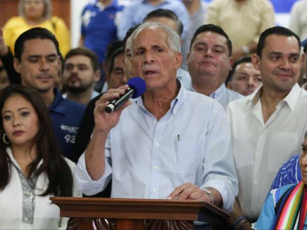 Desde la sede del Partido Nacional, dirigentes y candidatos se pronunciaron tras la divulgación de un audio atribuido a la consejera del Consejo Nacional Electoral (CNE), Cossette López.