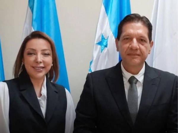 Miriam Barahona y Mario Flores Urrutia presentaron el recurso de amparo el pasado mes de octubre de 2025.
