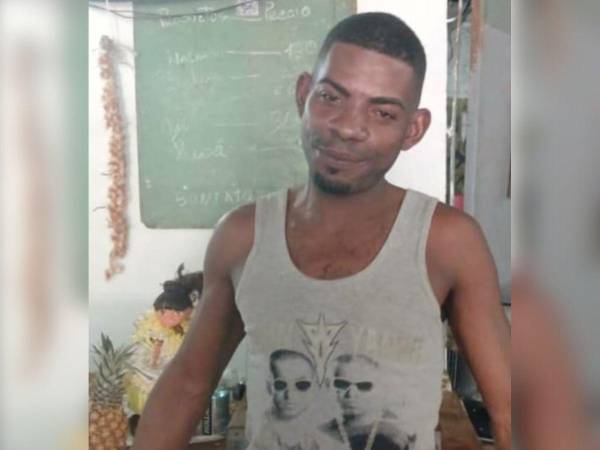 Con esta fotografía de Asdrúbal Robles, de 38 años, su madre lo busca en Honduras.