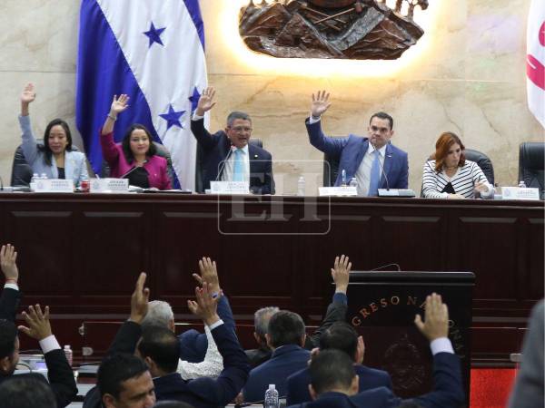 El Presupuesto General de la República 2026 fue aprobado este miércoles, minutos antes de que el reloj marcara las 11:00 de la noche.