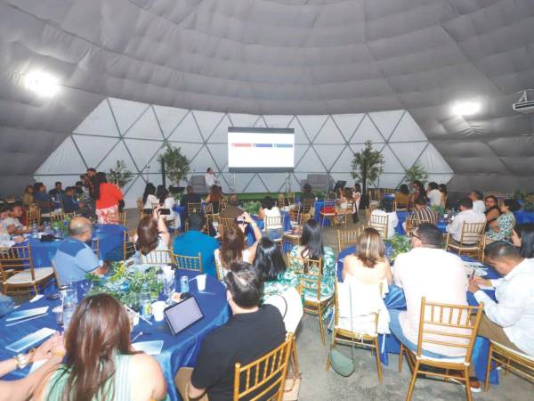 El foro, realizado en Roatán, organizado por el BioHub de Honduras Próspera Inc. y reunió a investigadores internacionales, médicos hondureños, universidades, estudiantes vinculados con el desarrollo científico