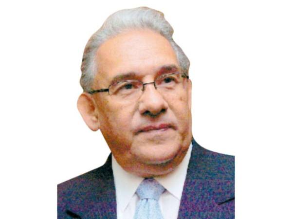 El terco a palos, el vivo a señas