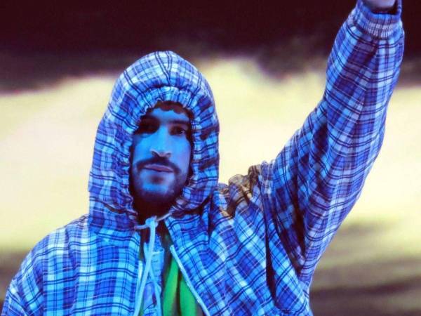 El artista puertorriqueño Bad Bunny conquistó el Latin Grammy a álbum del año por DeBÍ TiRAR MáS FOToS .