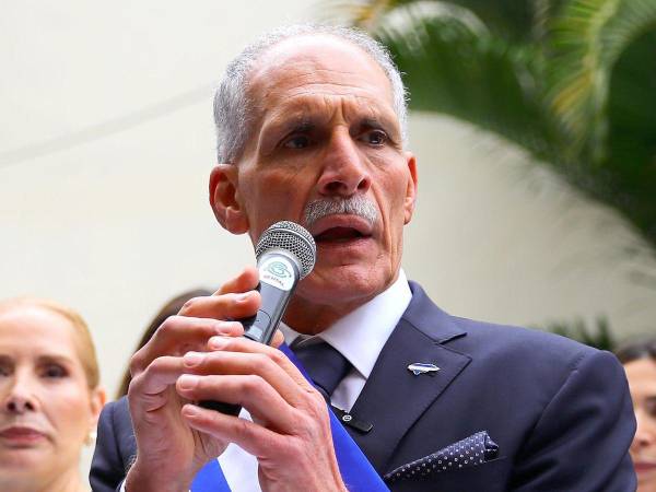 Durante una reunión entre Nasry Asfura y el director de Asuntos Hispanos del Movimiento de Lucha contra el Antisemitismo (CAM), se planteó que el país adopte el estándar de la Alianza Internacional para el Recuerdo del Holocausto para combatir el discurso de odio.