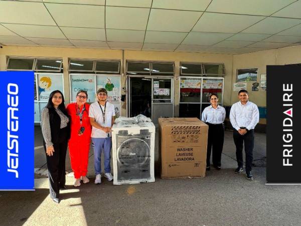 Jetstereo y Frigidaire reafirman su compromiso social con un donativo que beneficia a los pequeños pacientes del Hospital Materno Infantil.