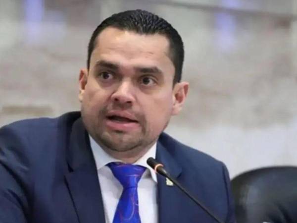 Tomás Zambrano, presidente del Congreso Nacional.