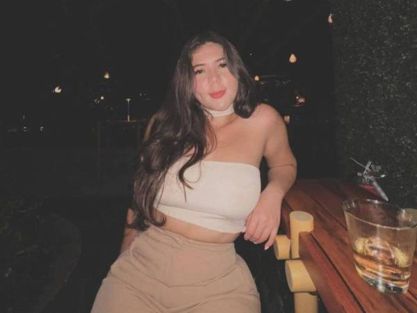 Lamentando la muerte inesperada de su hija, Joel Felipe Reconco, padre de Michelle Reconco, relató con dolor el momento exacto en el que su hija fue atropellada por un conductor que luego se dio a la fuga. Cámaras captaron el carro del conductor implicado.