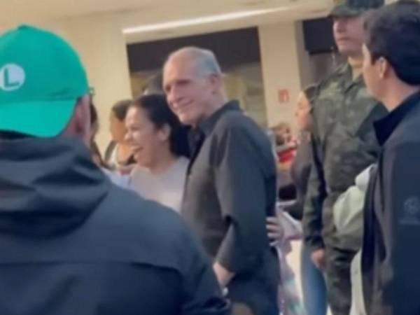 Asfura abordó temas relacionados con democracia, gobernabilidad, migración, cooperación bilateral y fortalecimiento institucional.