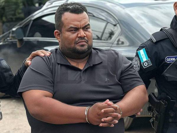 Un agricultor de 36 años es acusado de quitarle la vida a Anny Michell Palma Varela, de 20 años, en el municipio de Patuca, departamento de Olancho. Se defenderá en libertad, luego de que un juez dictara medidas cautelares a su favor y le permitiera pagar una fianza de 100 mil lempiras.