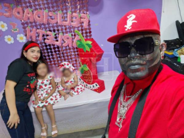José Luis Álvarez era padre de una joven que le dio dos nietas. Según se conoció a través de redes sociales, ambos mantenían una cercana y amorosa relación de padre e hija.