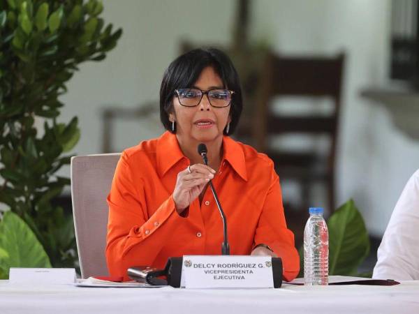 Debemos cerrar filas en torno a la voluntad popular, cualquiera sea la forma en que lo venezolanos elijan ellos conducir esa transición tiene que haber, agregó Milino.