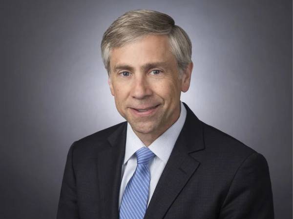 El abogado del presidente venezolano Nicolás Maduro, que se declaró este lunes inocente de narcoterrorismo en un tribunal de Nueva York, es Barry Pollack, un letrado de alto perfil conocido por defender a Julian Assange en el caso 'Wikileaks'.