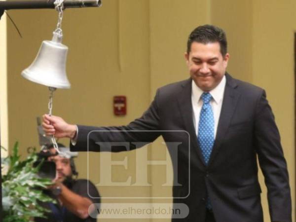 Juan Diego Zelaya fue juramentado como nuevo alcalde del Distrito Central, marcando el inicio oficial de su gestión para el período 2026‑2030.