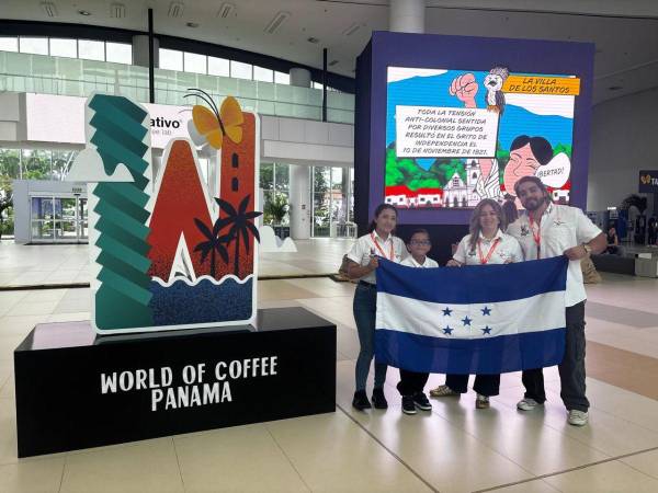 Miriam Pérez, Alfreh Perdomo, Natalia Murillo Bendeck y Emil Irías, representantes de Don Fabio Café.
