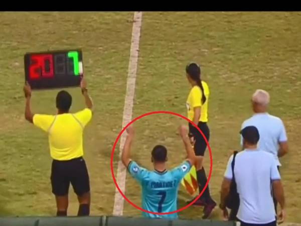 ”Chelito” Martínez ha debutado con la Selección de Honduras.