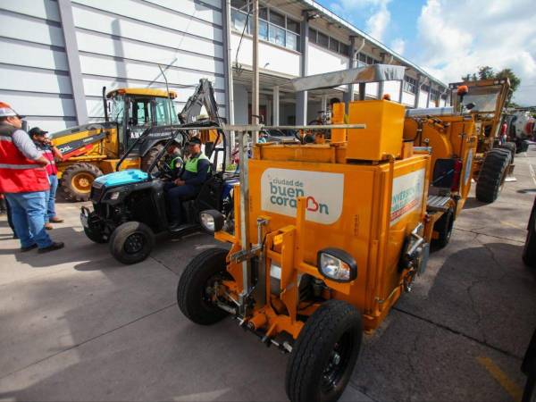 La alcaldía capitalina informó que se utilizarán equipos especiales y maquinaria pesada en puentes, túneles, tragantes y calles principales de la ciudad.