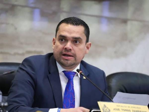 Tomás Zambrano, jefe de bancada del Partido Nacional.