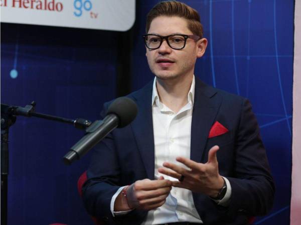 Rashid Mejía es conocido por su postura firme de oposición en gobiernos anteriores y el actual, hoy busca llegar al Congreso Nacional a través del movimiento Vamos Honduras de Salvador Nasralla.