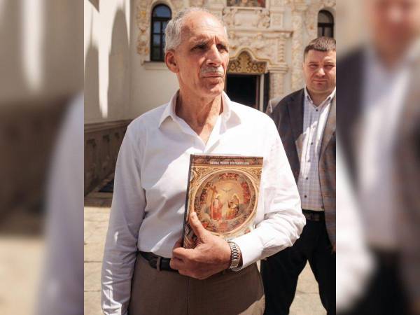 Asfura continúa su gira en Ucrania con visitas a sitios culturales de alto valor histórico y a áreas impactadas por el conflicto armado con Rusia.
