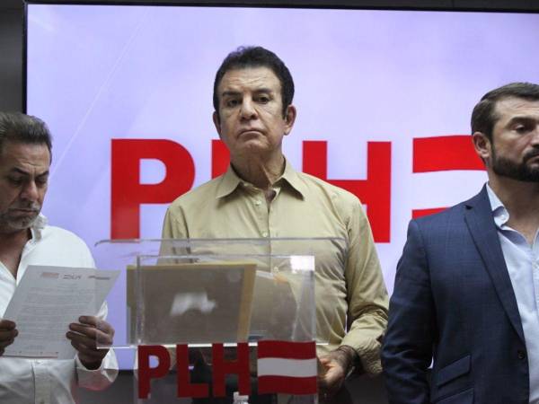 La aclaración surge tras las acusaciones de Nasralla, quien señaló al oficialismo de intentar sacarlo de la contienda electoral por vía administrativa.