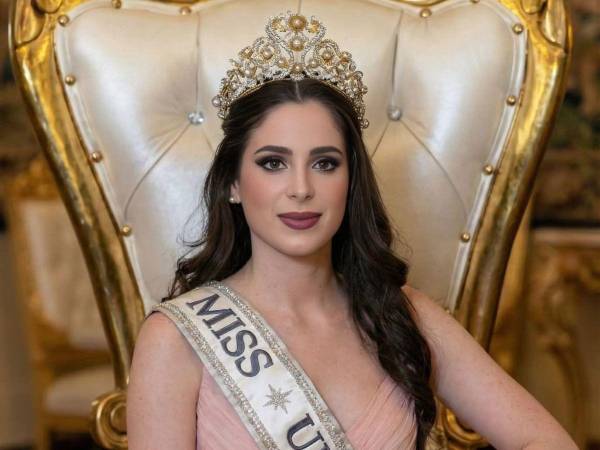La mexicana Fátima Bosch, ganadora de Miss Universo, volvió a generar conversación en redes sociales tras una entrevista concedida a la presentadora de espectáculos Shanik Berman, en la que abordó distintos aspectos de su reinado, su vida personal y la polémica que ha rodeado su coronación.
