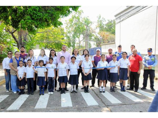 Esta gran alianza estratégica busca reducir drásticamente los accidentes de tránsito en los alrededores de los centros educativos.