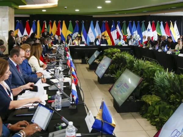 En Bogotá, Colombia traspasará la presidencia de la Celac a Uruguay, cerrando un periodo que el Gobierno califica como exitoso en materia de integración y proyección internacional.