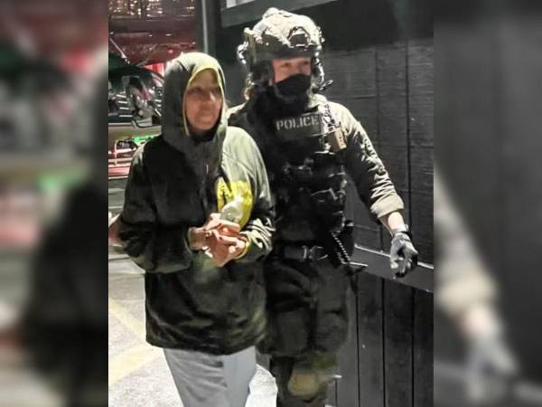 Las primeras imágenes de Cilia Flores bajo custodia estadounidense la muestran decaída y sin grilletes.