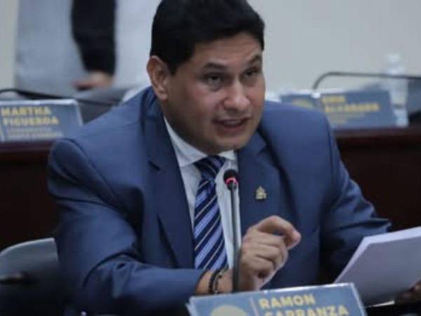 Las declaraciones surgen tras la captura del también diputado nacionalista Nelson Márquez, acusado de fraude.
