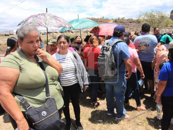 Al menos ocho buses cargados con socios de Koriun viajaron desde Choloma hasta el Centro Penitenciario de Támara, a la espera de la libertad de Iván Velásquez y de poder recuperar su dinero. Sin embargo, un juez revocó la medida sustitutiva y ordenó su regreso a prisión preventiva, tras aceptar el recurso presentado por el Ministerio Público.