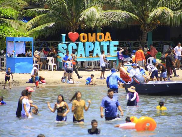 Tegucigalpa, San Pedro Sula y Roatán tendrán un clima cálido y sin lluvias este viernes 18 de abril. Se recomienda precaución por radiación solar.