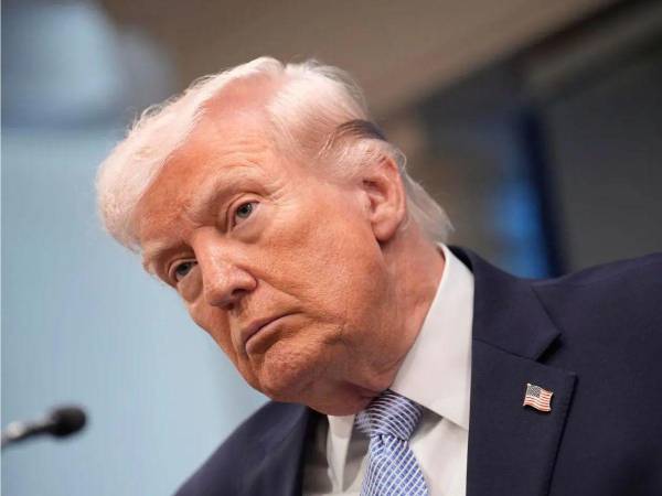 Tras más de 20 horas de diálogo sin acuerdo en materia nuclear, Donald Trump ordenó bloquear el estrecho de Ormuz, una de las rutas marítimas más estratégicas del mundo.