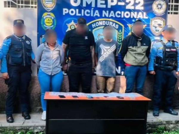 Dos de los extranjeros estaban en situación migratoria irregular y otro había sido declarado inadmisible en el país.