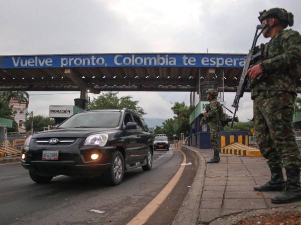 Colombia y Venezuela comparten una frontera terrestre de 2.219 kilómetros que se extiende desde el Caribe hasta la Amazonía.