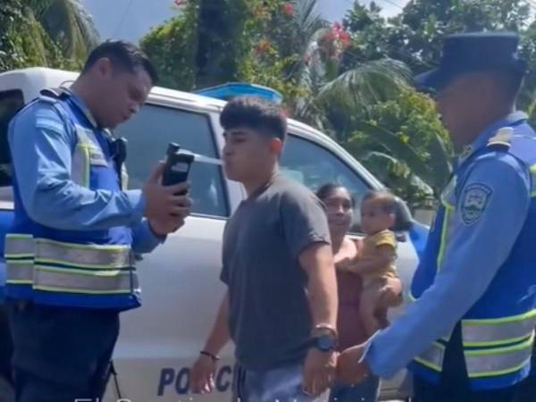 Dos menores muertos fue el saldo que dejó una colisión entre una camioneta y una mototaxi que transportaba a siete niños que salían de su centro educativo. El hecho ocurrió el pasado 13 de octubre en San Marcos, en Omoa, Cortés.